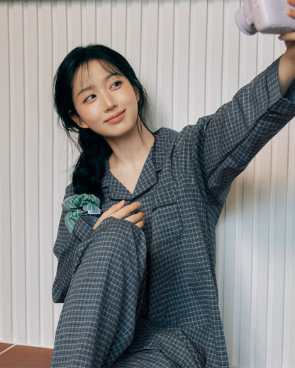 DOSSY Silkfit Dust ロングスリーブ パジャマセット（ユニセックス）