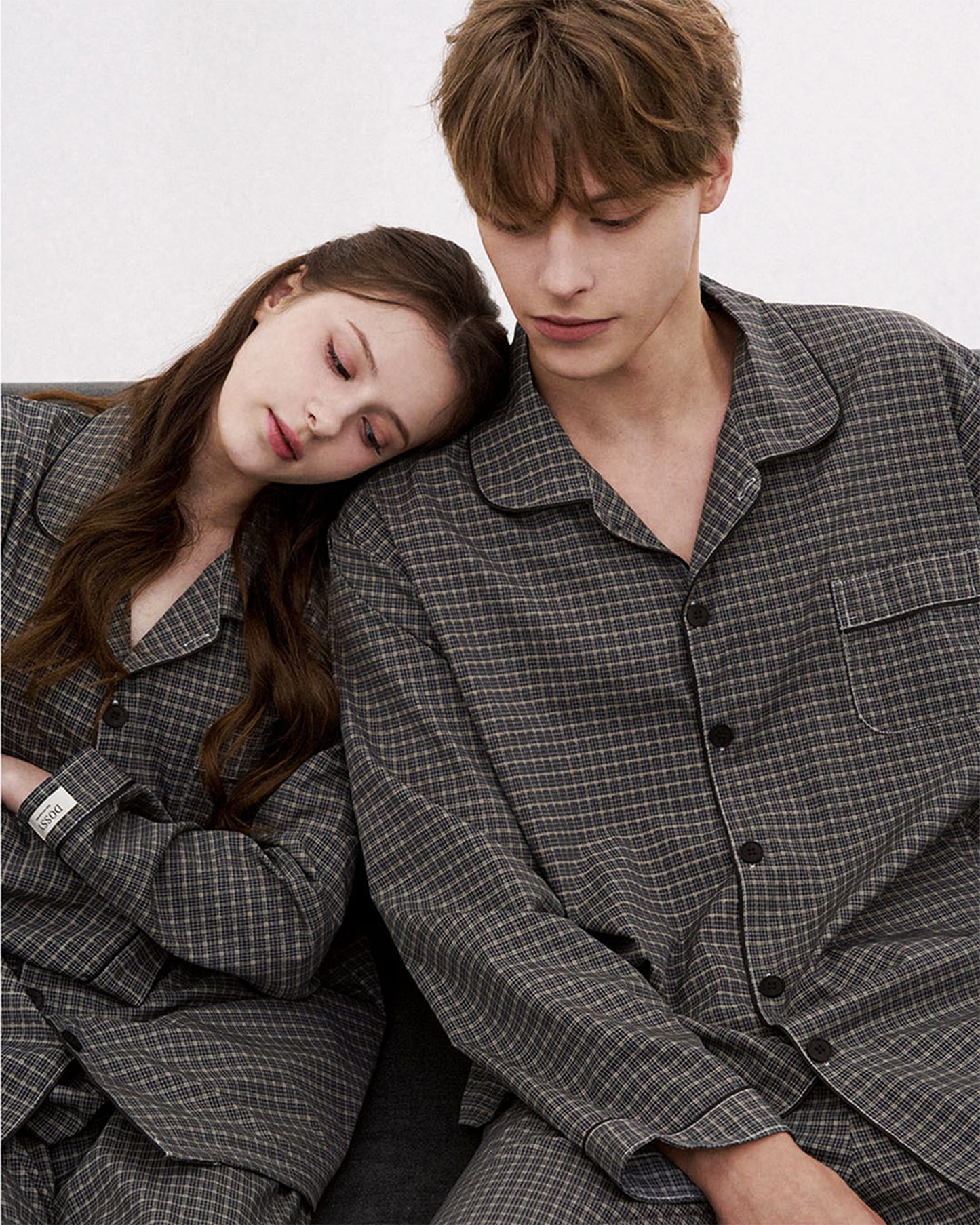 DOSSY Silkfit Dust ロングスリーブ パジャマセット（ユニセックス）