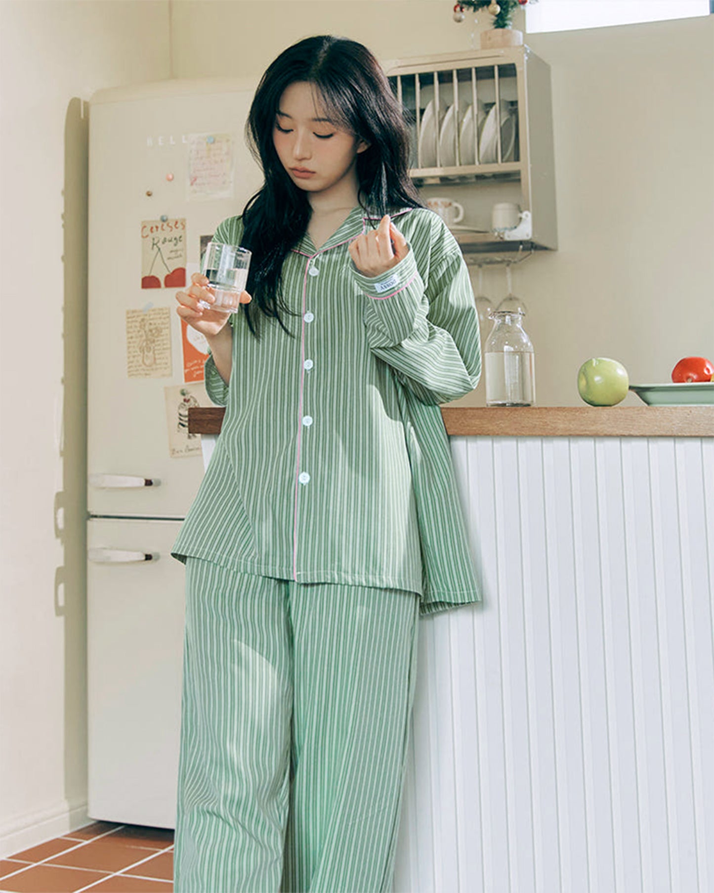 DOSSY Silkfit Wednesday ロングスリーブ パジャマセット（ユニセックス）