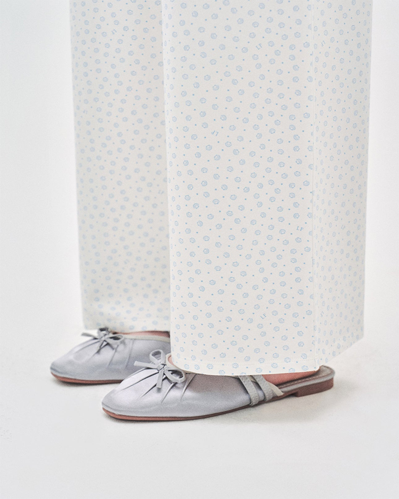 L'été de Pauline 012A Baby Clam ロングスリーブトップ＆ロングパンツ セット（Ivory）- Worm by Lisa