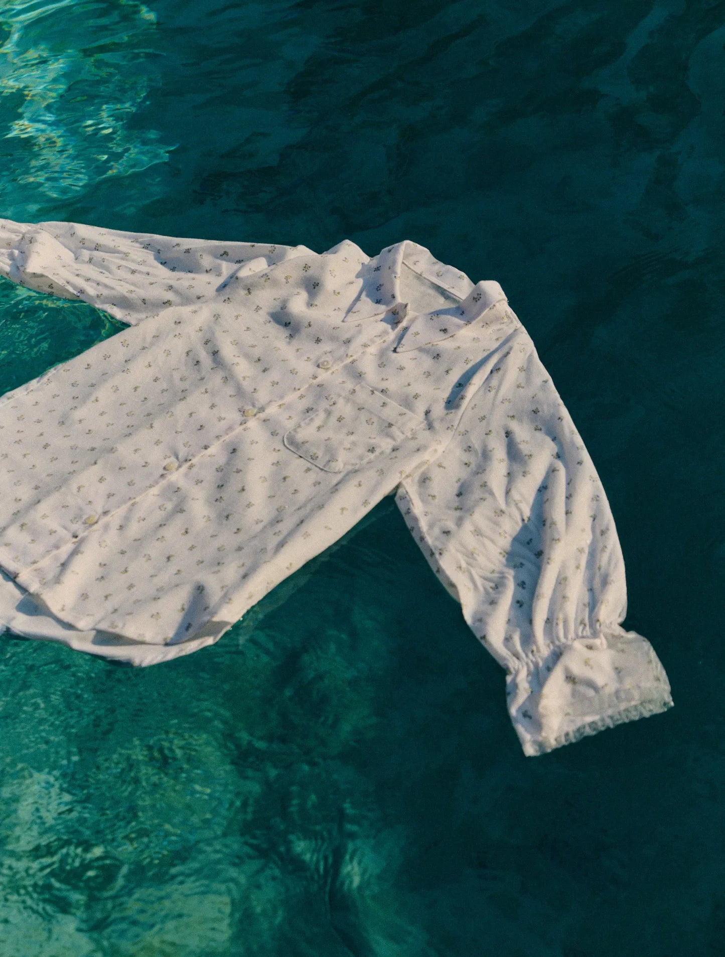 L'été de Pauline 005A Blueette ロングスリーブ トップ＆ロングパンツ セット（Ivory）