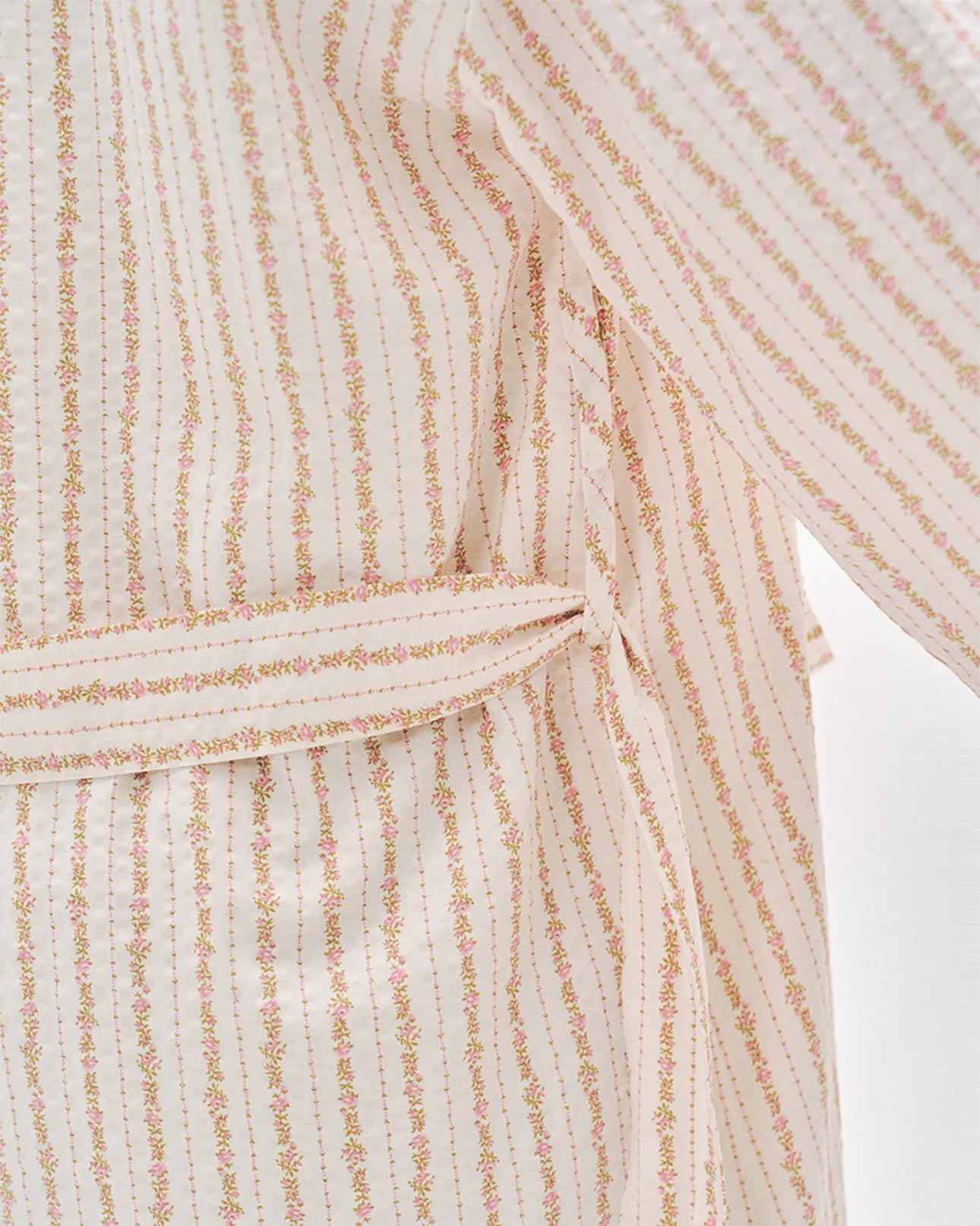 L'été de Pauline 007A Freya ロングスリーブ ローブ（Cream / Free）