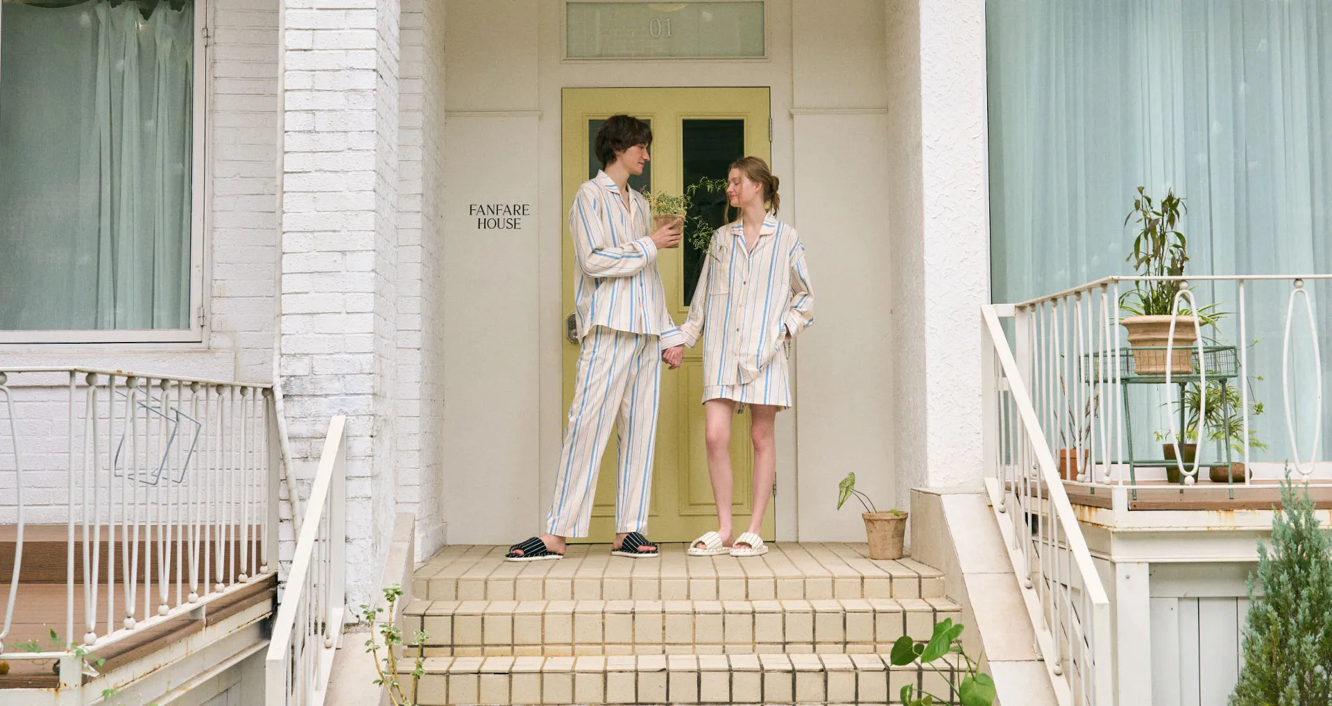 Peki 春のストライプ柄カップルペアパジャマ 早春コレクション