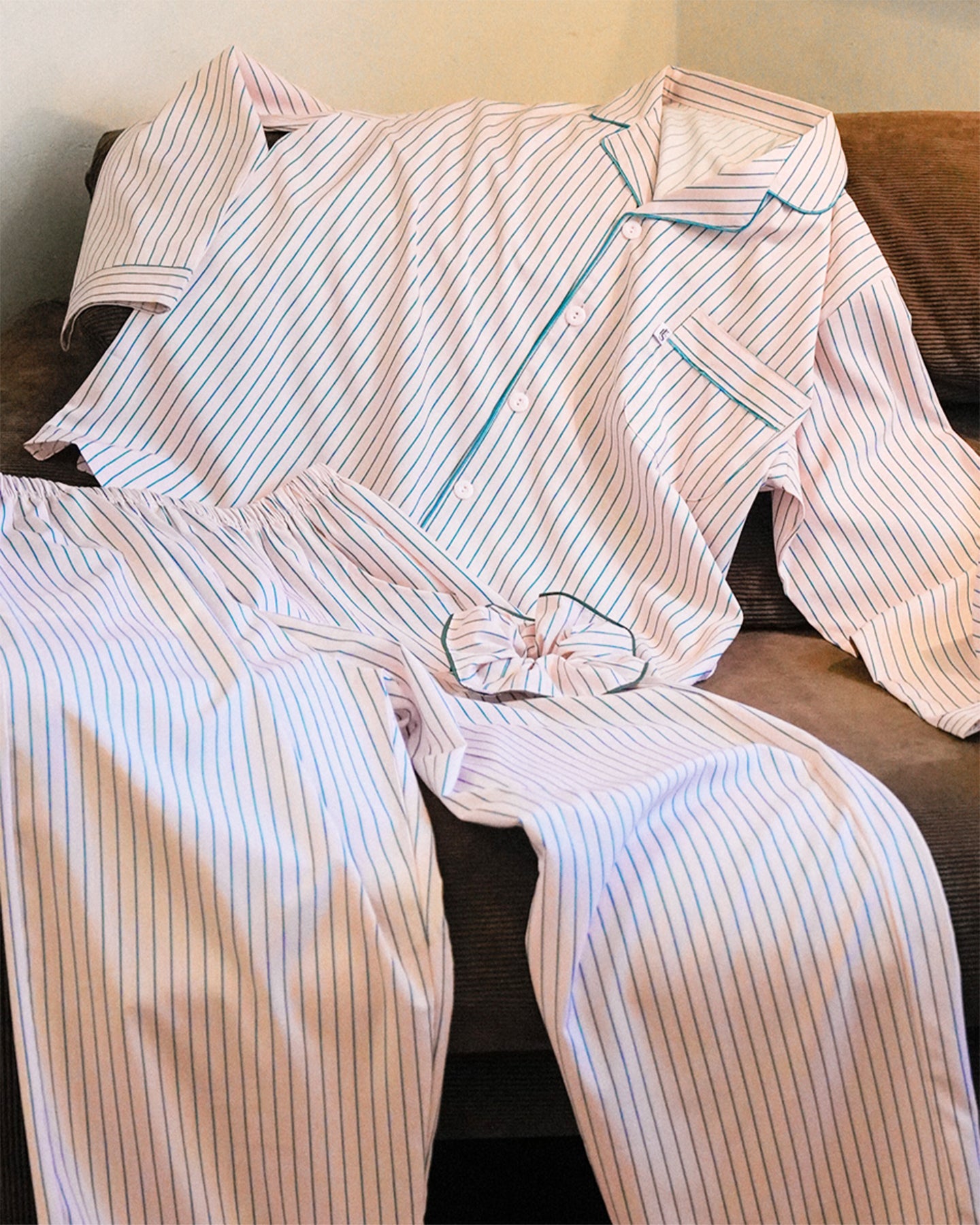 TESER Amore シルクスキン ストライプ 長袖パジャマセット（BabyPink / Unisex）