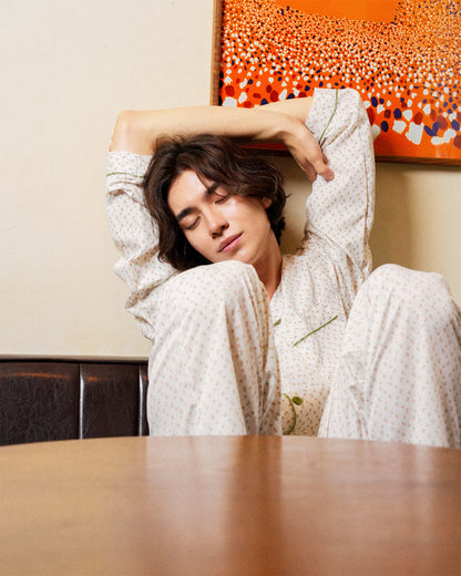 TESER Flora ソフトフィット フラワー 長袖パジャマセット（White / Unisex）