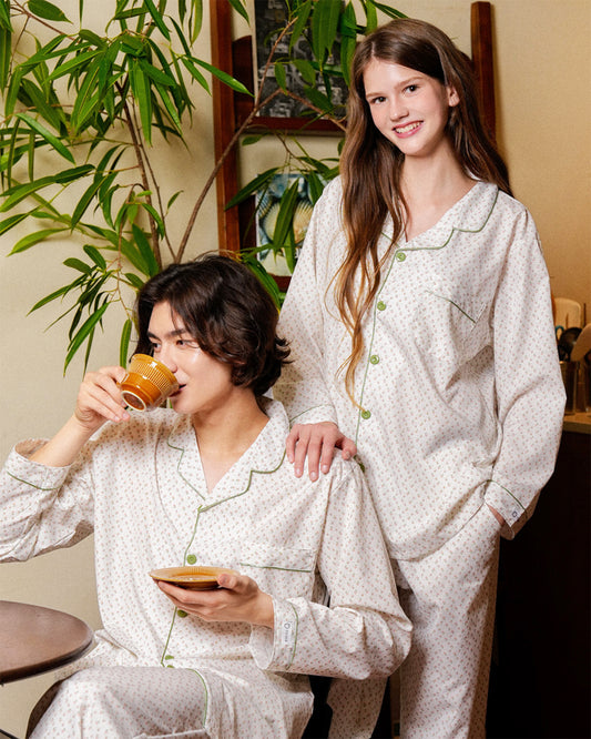 TESER Flora ソフトフィット フラワー 長袖パジャマセット（White / Unisex）